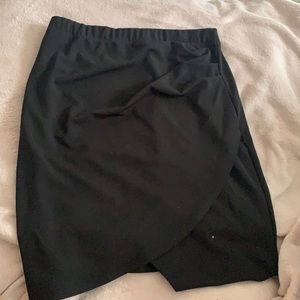 Black Skirt ✨
